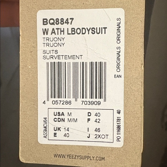 ⭐️Host Pick⭐️BNWT Adidas*Yeezy Season 3 Women’s athletic jumpsuit in black M - Picture 5 of 6